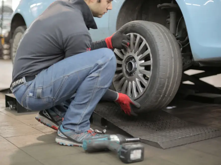 Sidewall damage tyre repair or replace
